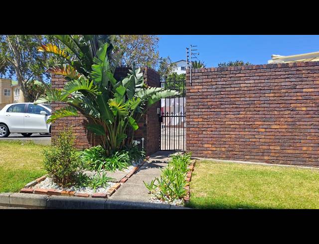 2 bed property to rent in WYNBERG